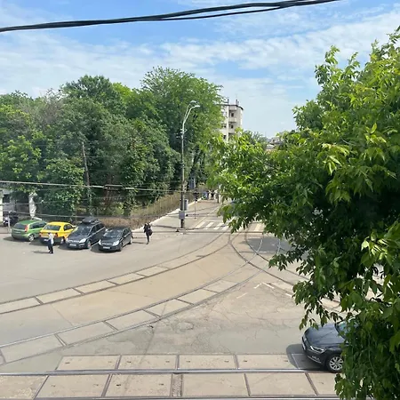 Δωμάτια σε οικογενειακή κατοικία House Of Tourists Garden And