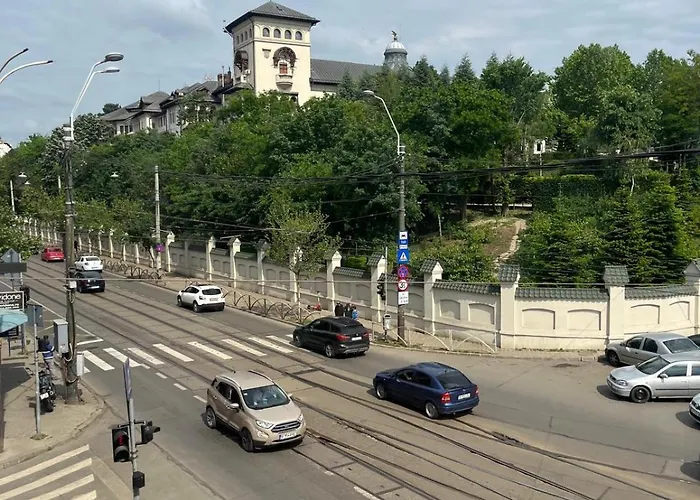 House Of Tourists Garden And