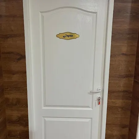 House Of Tourists Garden And בית אירוח