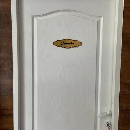 בית אירוח House Of Tourists Garden And בוקרשט