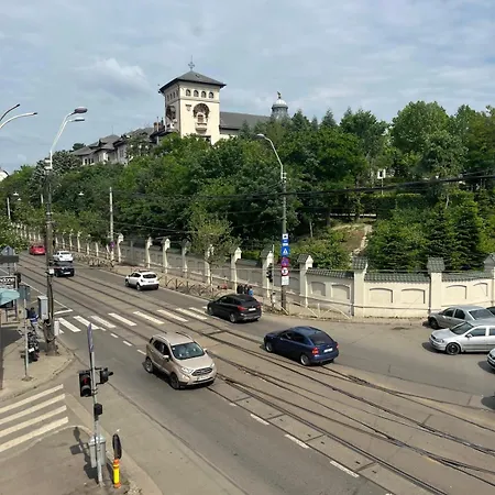 House Of Tourists Garden And