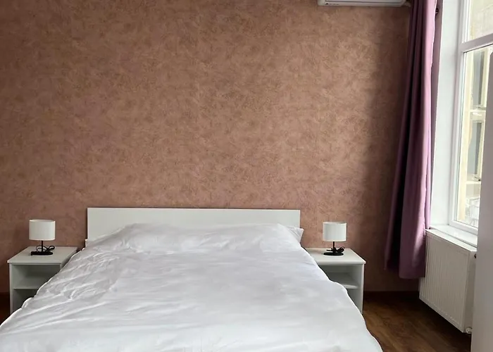 House Of Tourists Garden And Homestay szállás