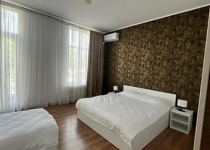 民宿 House Of Tourists Garden And 布加勒斯特